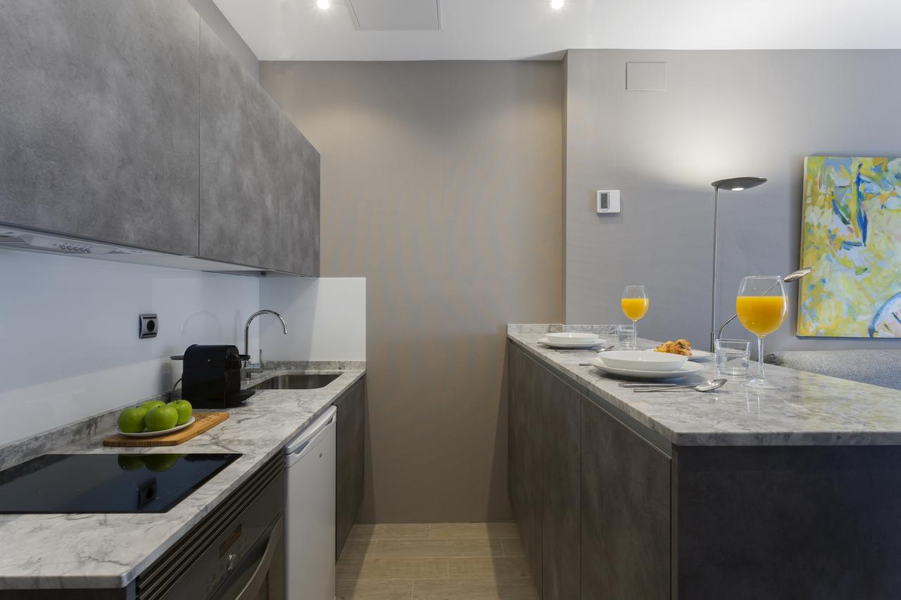 Dobo Rooms Palacio Apartments Мадрид Екстериор снимка
