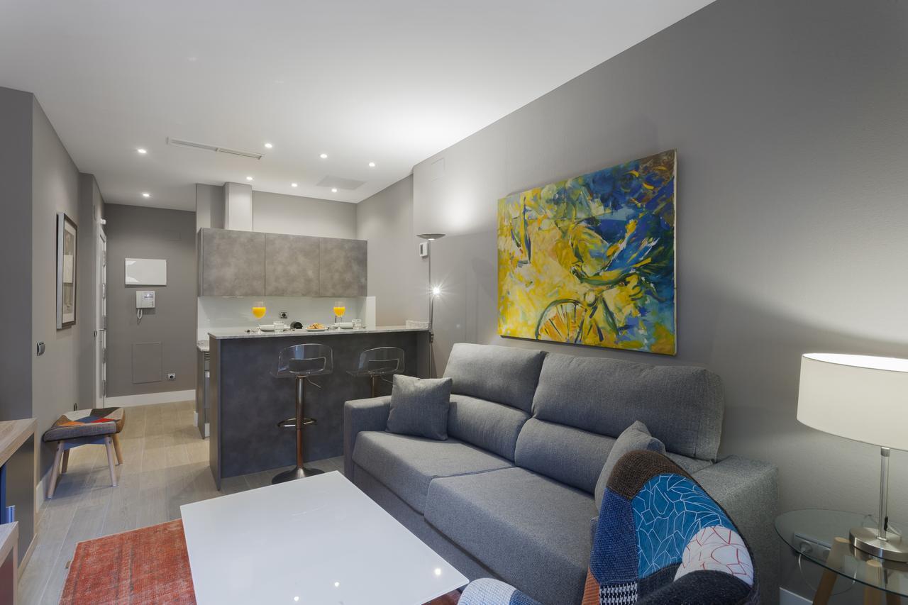 Dobo Rooms Palacio Apartments Мадрид Екстериор снимка